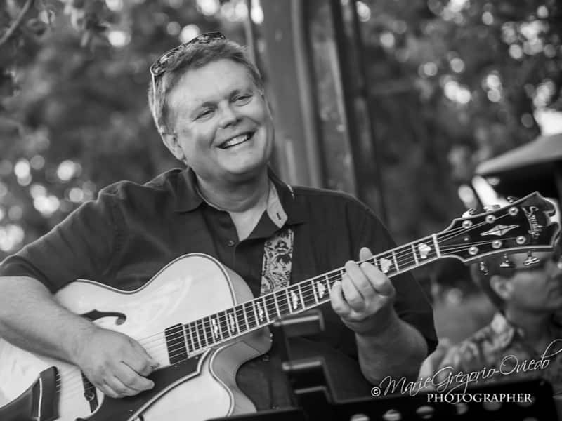 Paul McCallum Guitarist Songwriter Performer Home